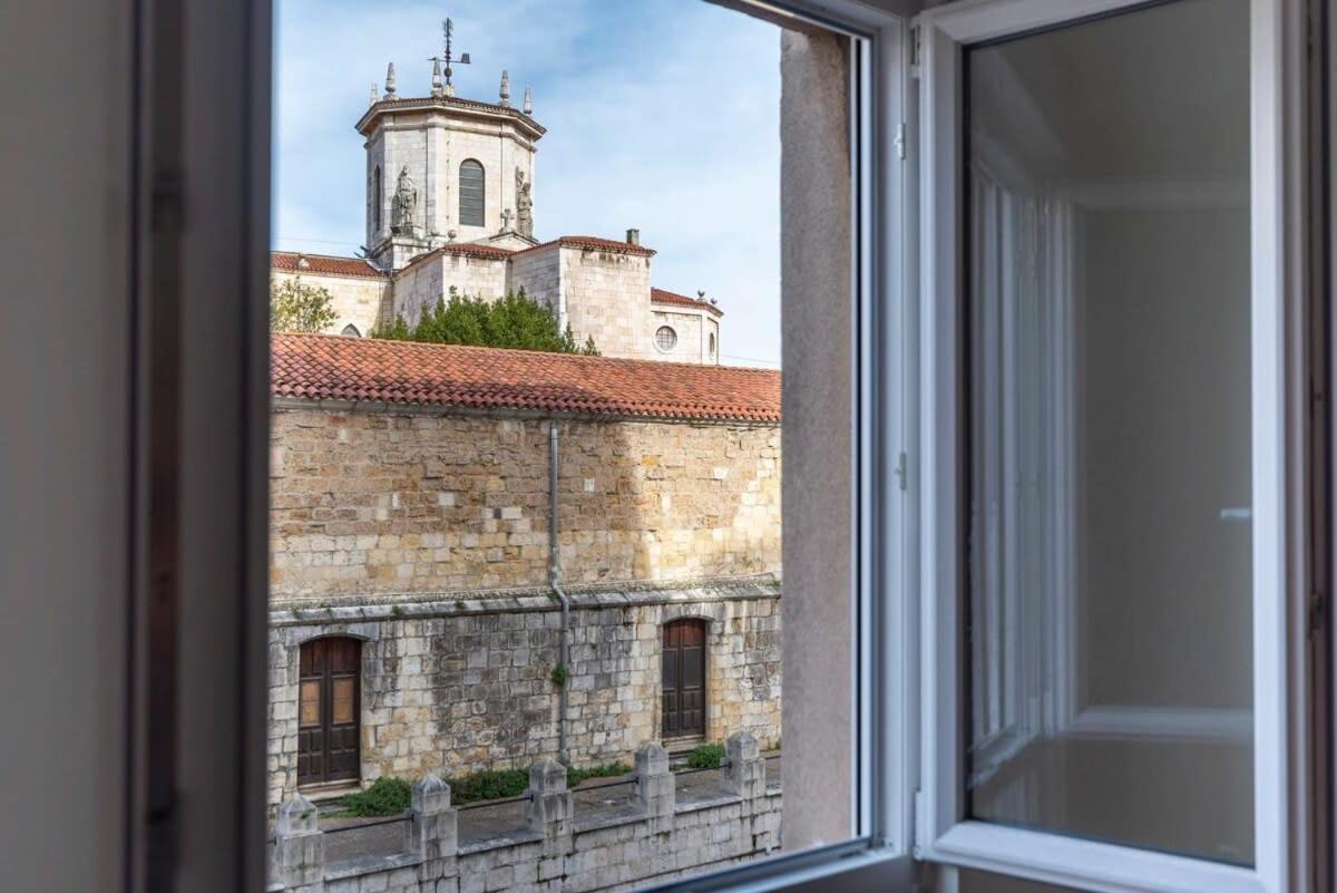 Casa Junto A La Catedral Santander Exterior foto